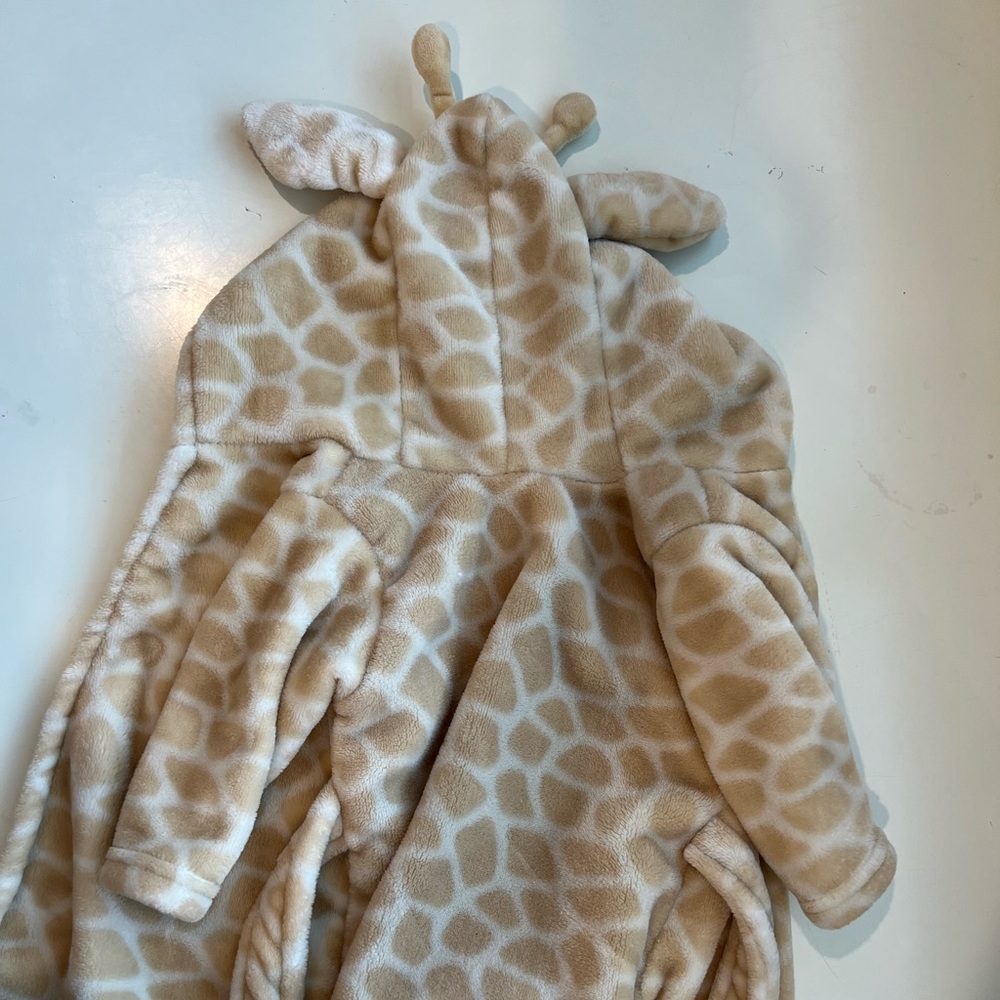 Hudson Baby Animal face plush hooded bath robe.